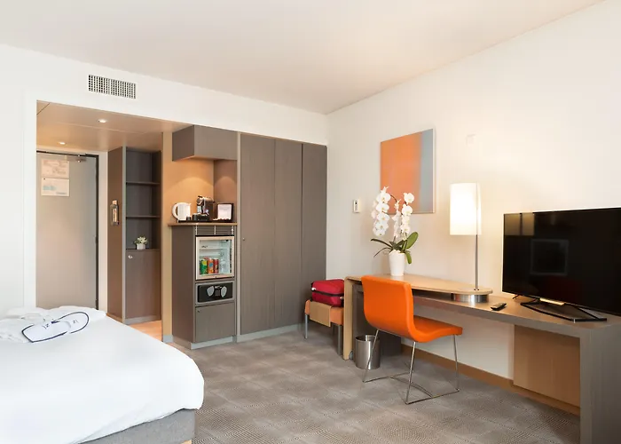 Novotel Paris Cdg Convention 4*
